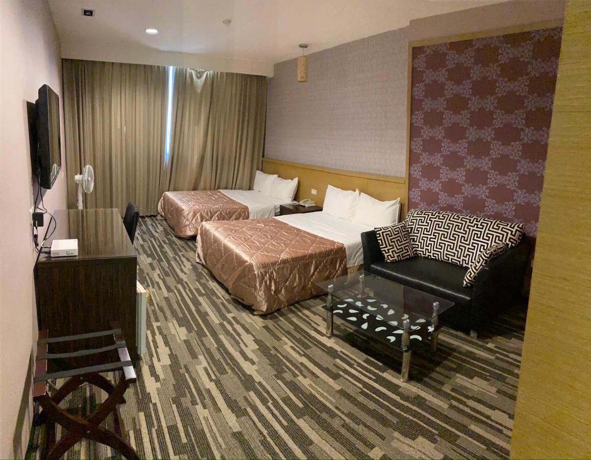 Home Full Hotel Csincseng Kültér fotó