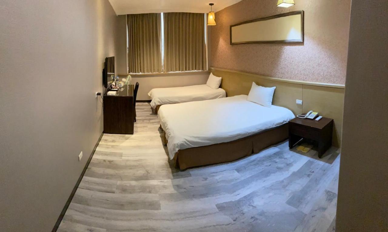 Home Full Hotel Csincseng Kültér fotó