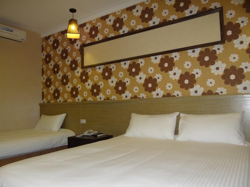Home Full Hotel Csincseng Kültér fotó